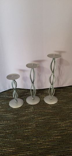 Set Of 3 Candles Holder New ( Price Firm).