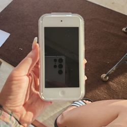Brand New, Never Used 16G IPOD TOUCH $225 OBO