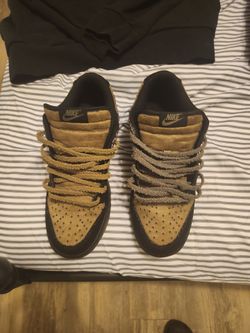 Size 10 mens.JUST DM FOR ANY INFO .Nike Dunk Low SE "Frankenstein"