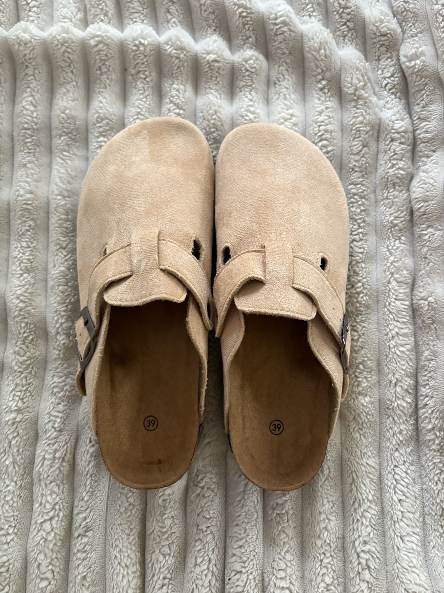 Tan Clogs women’s size 8