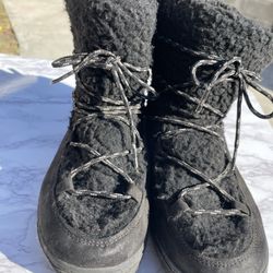 Woman's Cozy Warm Faux Fur Suede Sherpa Lined Winter Boots
