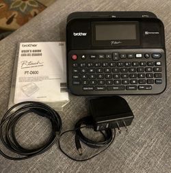 Brother PT-D600 Label Maker Set