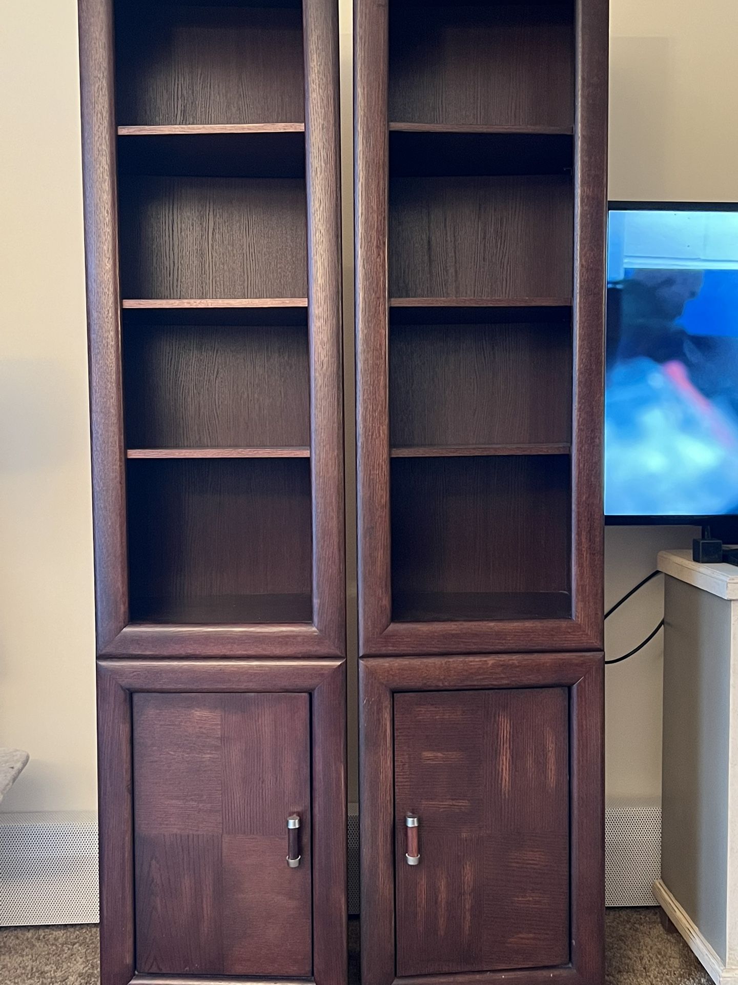 Bookshelves & Entertainment System