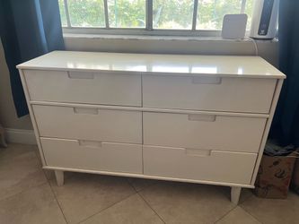 White Dresser