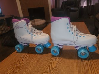 Roller Derby Roller Star 600 RDU725 Roller Skates
Size 7