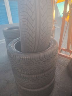 Set llantas 305/40/R22
