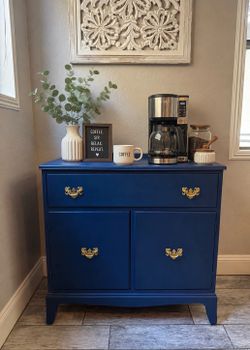 Coffee Bar Cabinet/Buffet Hutch