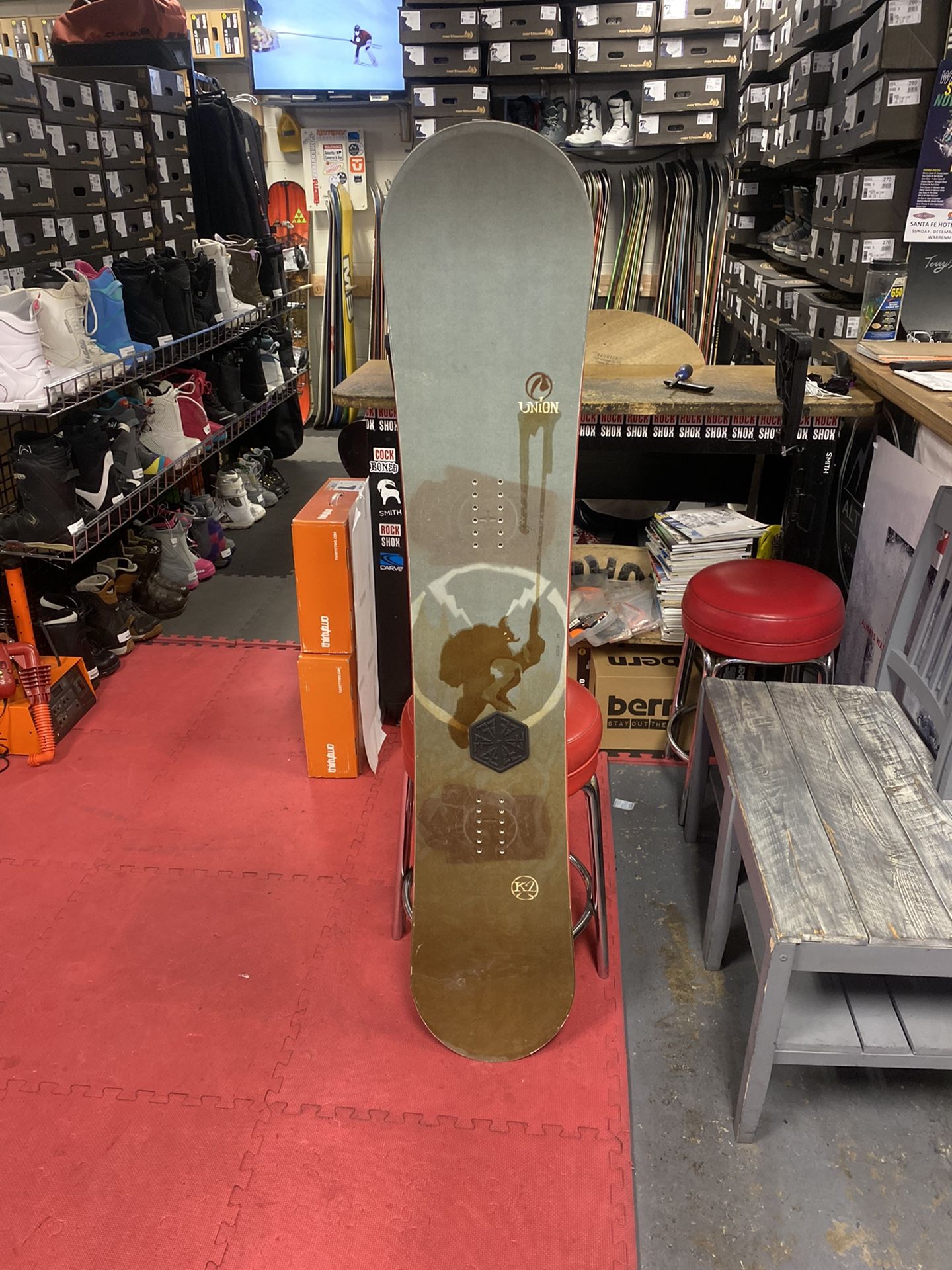 k2 union 159 snowboard k2 union 159 snowboard certified with warranty for Sale in Las Vegas, NV