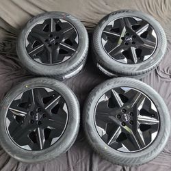 19x7.5J Kia EV6 Wheels & Tires 