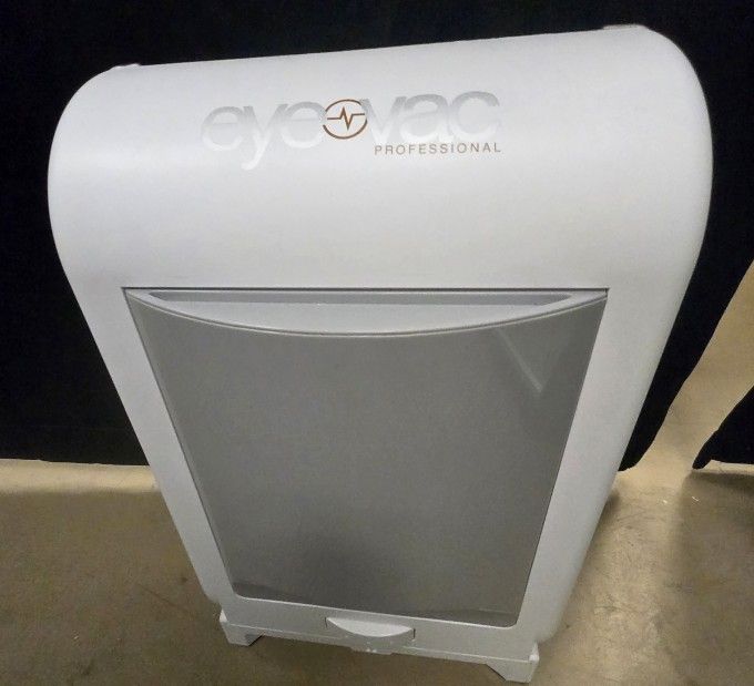 Eye-Vac Professional Touchless Vacumn