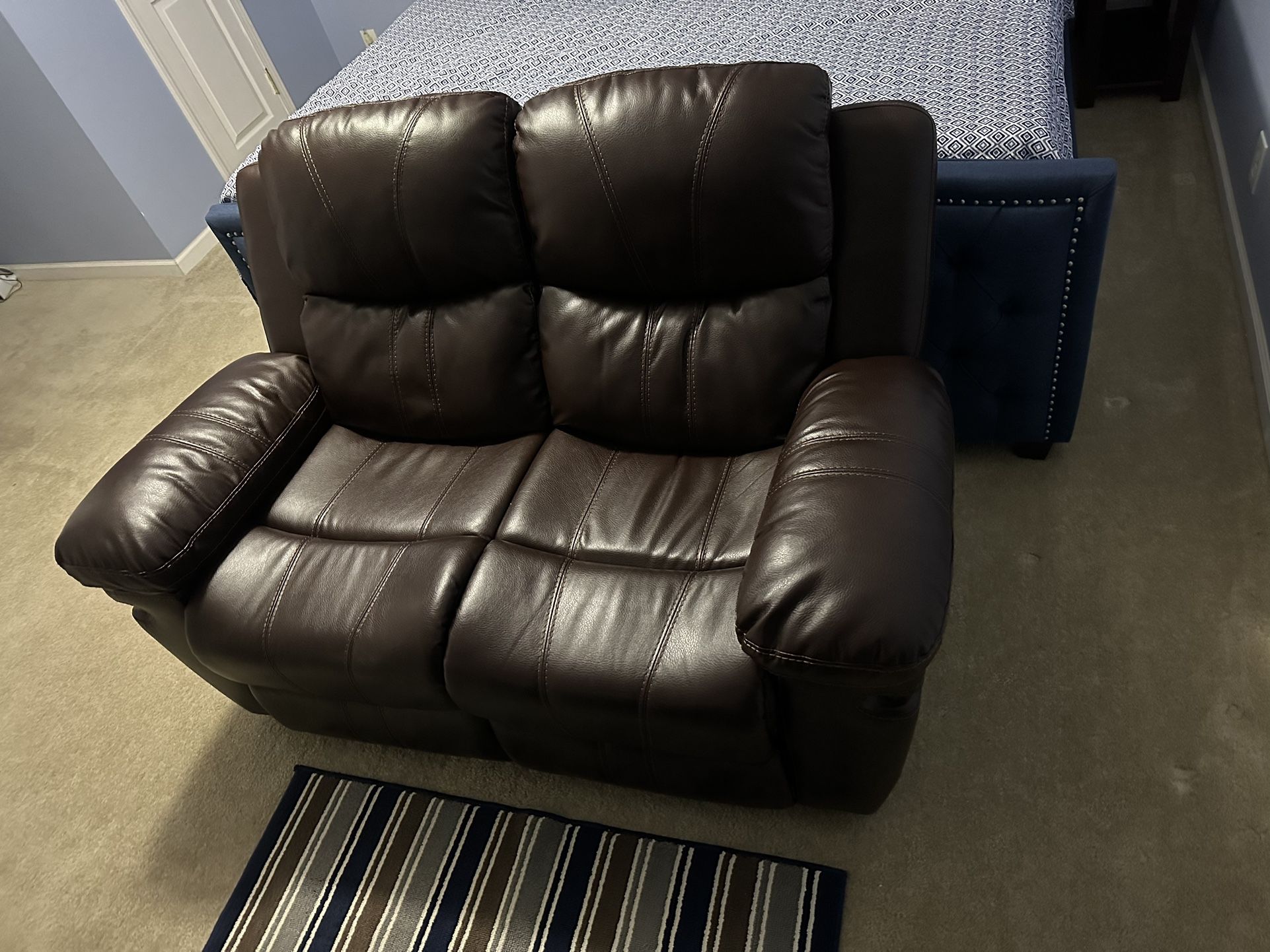 Recliner Sofa New