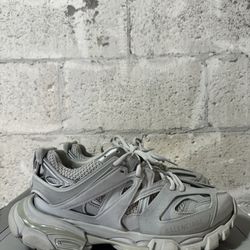 Balenciaga size 7 2025