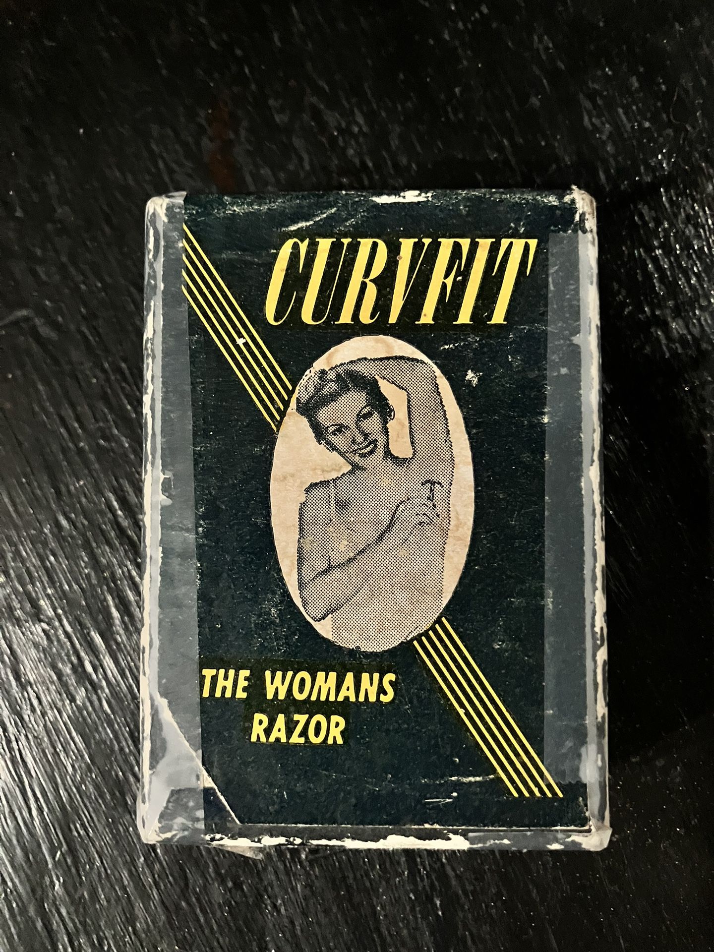1950s Lady’s Curvfit Gold Plated Razor 