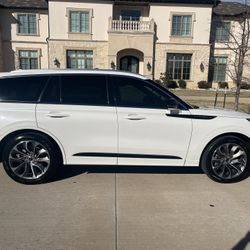 2023 Lincoln Aviator