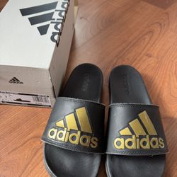 Size 7 Women’s/6 Men’s Adidas Slides Shoes Slip on