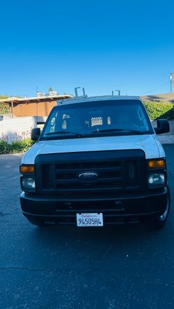 2012 Ford E250 Vans