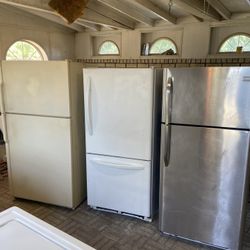 GREAT RUNNING FRIDGES! STARTING OUT AT $275 & UP . ALL HAVE BEEN CLEANED IN & OUT! IM LOCATED IN MARRERO! IM HOME NOW. COME OUT UP TO 7 PM ANYDAY.