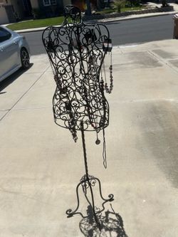 black metal wire mannequin display