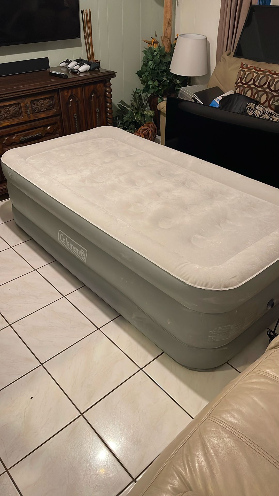 Coleman Inflatable Air Mattress w/ Built In Blower $40 OBO