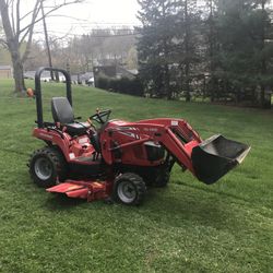 MASSEY FERGUSON GC2400