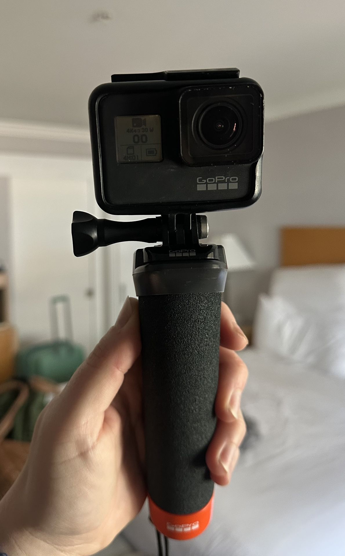GoPro HERO7 Black WITH Floating Hand Grip Handle!