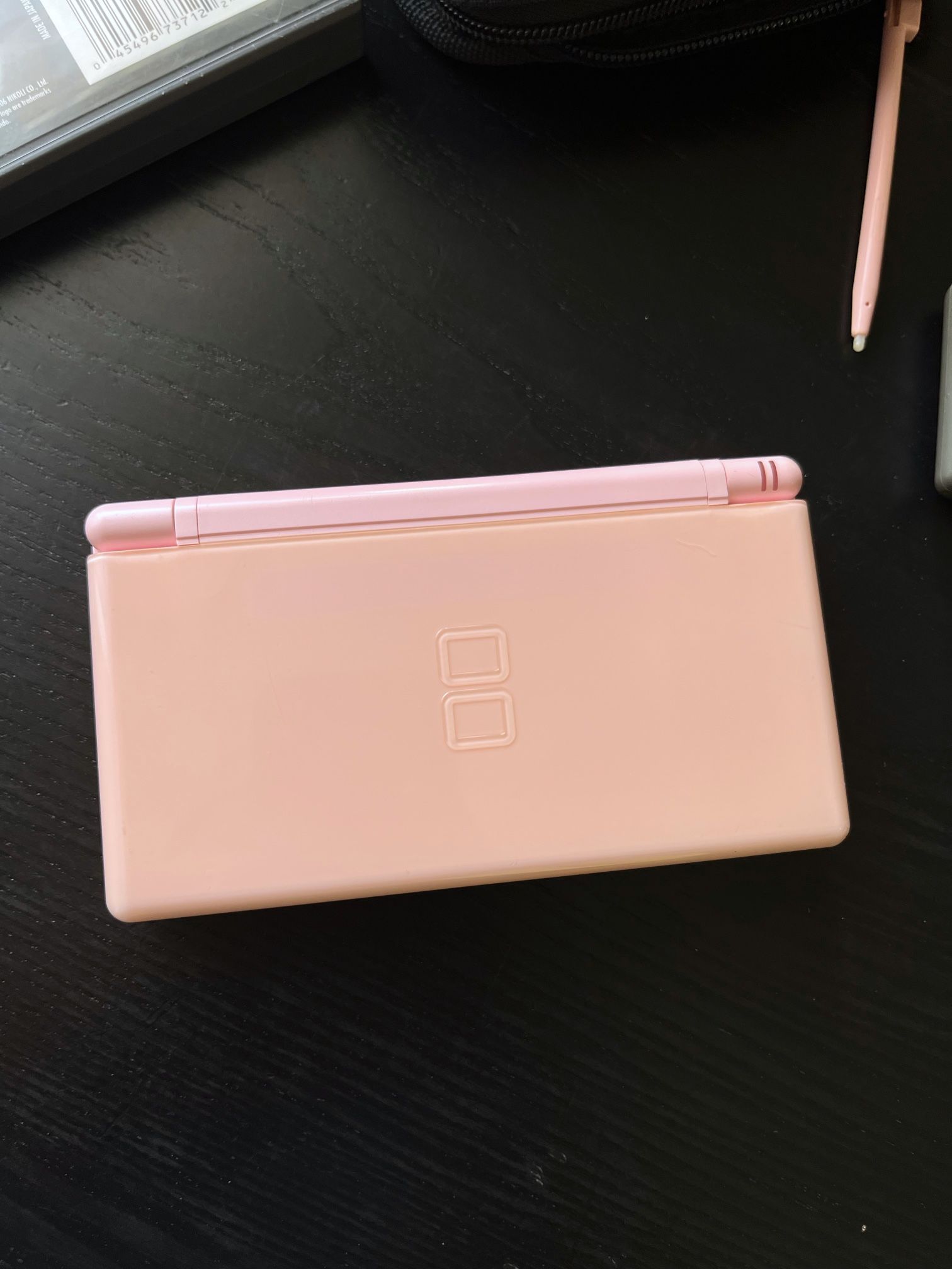 NINTENDO DS LITE CORAL PINK BUNDLE