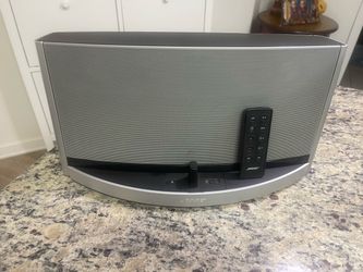 Bose Sound Dock 10