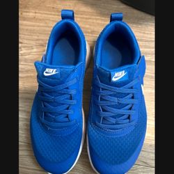 Nike Easy On