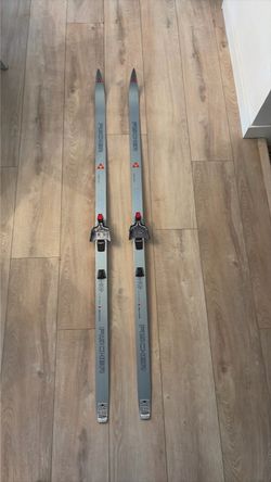 Fischer Country Crown Cross Country Skis 180cm Nordic Touring w/ Rottefella