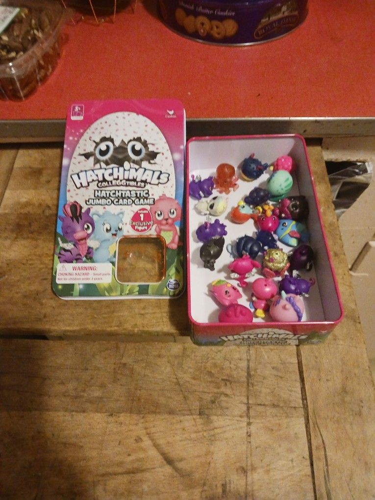 22 Hatchimals Collectibles