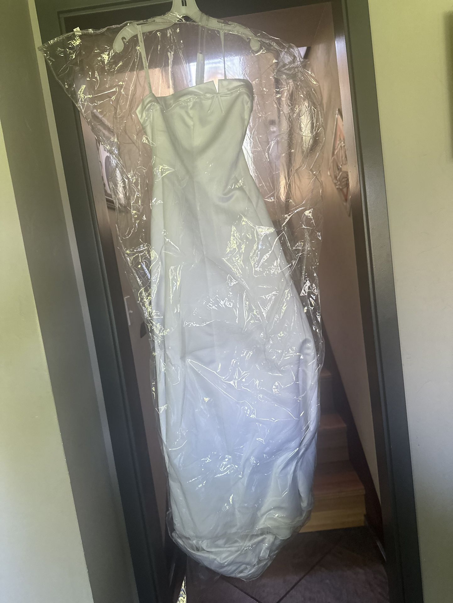 David’s Bridal White Dress Size 6