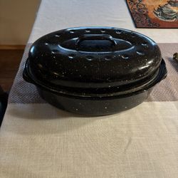 Vintage Black And White Round Speckled Enamelware Roasting Pot