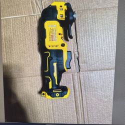 DeWalt 12V Oscillating Tool DCS353B