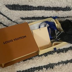 Louis Vuitton belt