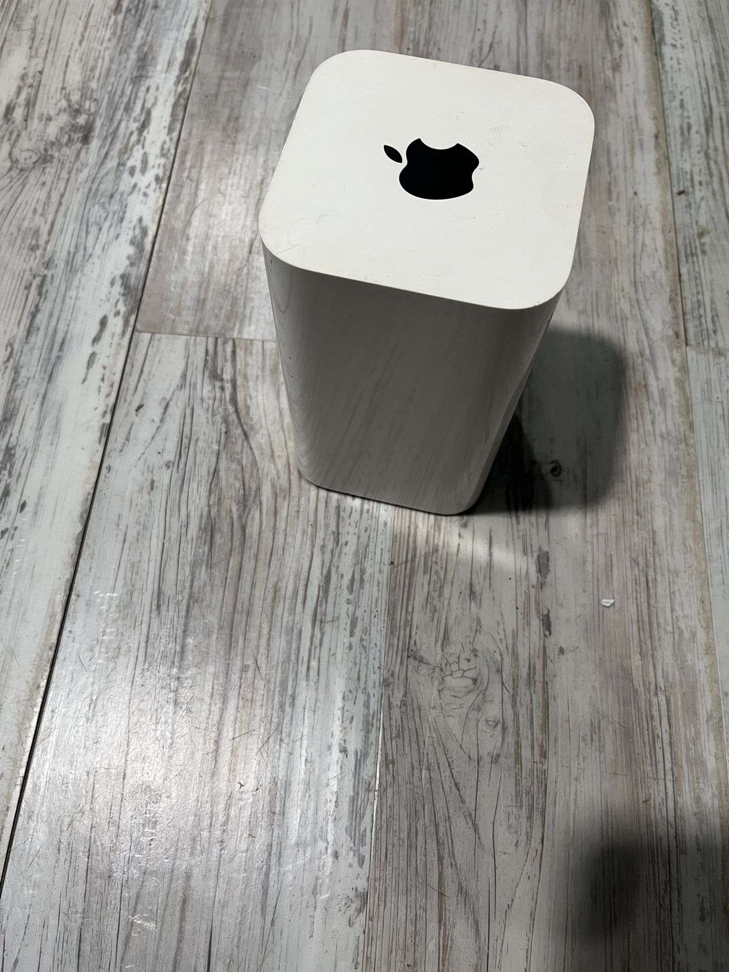 Apple Router Almost New 