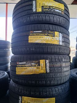 Tengo un set de llantas nuevas 225 40 18 de la marca headway