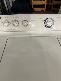Washer/Dryer - Dining Room Table/ Chairs
