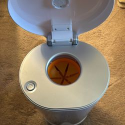 Munchkin Diaper Pale 