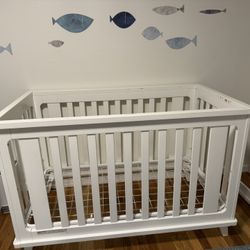 White Wood crib And Mattress 