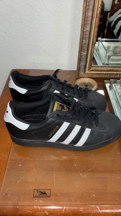 Adidas Superstar shoes men’s size 10.5