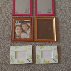 6 Beautiful Pictures Frames  ( Price For All ) 