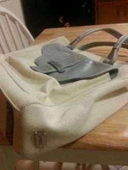 Hartman carry on
