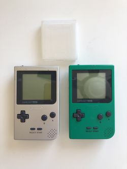 Jam out on MATCHING vintage Nintendo GAMEBOY POCKET with your bff 🎮
