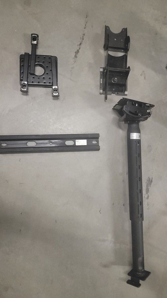 Chief Projector Ceiling Mount W/ 24-36" Extension