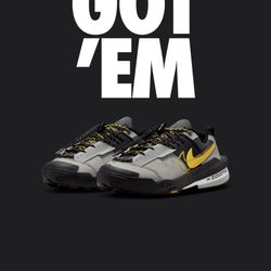  Nike Zegamadome x Sacai SP Matte Silver Tour Yellow