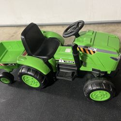 Kids Electric Tractor Vehicle With Remote Control