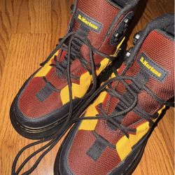 Dr Marten Boots 
