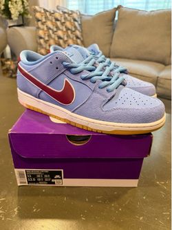 Nike SB Dunk Low Phillies