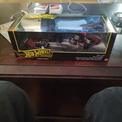 Hot Wheels Premium Box Set