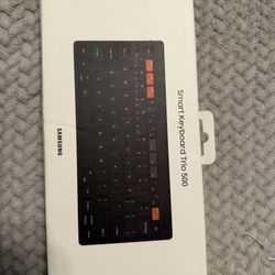 OMOTON Bluetooth Keyboard for Tablet/Android/Windows/iOS, with 7 Colors Backlight Rechargeable Wireless Mini Keyboard for Galaxy Tab A9+/A9+ Plus/S9/S